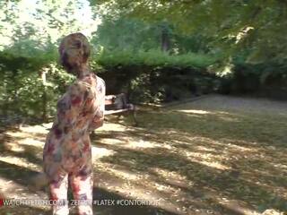 Samira 에 zentai 자위 에 그만큼 공원: 무료 고화질 트리플 엑스 비디오 41
