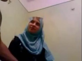 आमेचर dubai लंपट हिजाब युवा महिला गड़बड़ पर घर - desiscandal.xyz