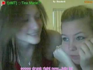 Stickam tina priatelia bozk