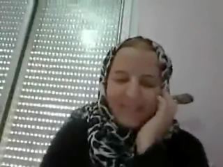 Arab anya trágár beszélgetés
