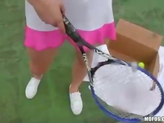 Redhead tennis cookie takes revenge on her lover