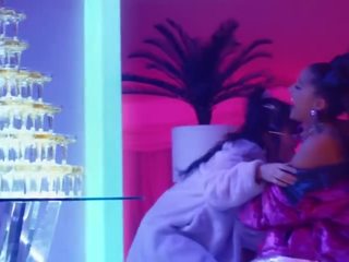 أريانة غراندي - 7 خواتم (new الثلاثون فيديو موسيقى فيلم 2019)