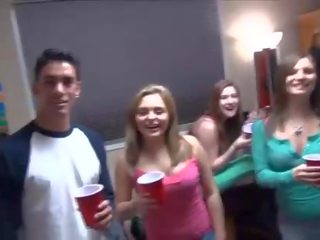 Еліта коледж вечірка з дуже п’яна студенти