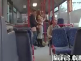 Mofos b fél - bonnie - nyilvános szex város busz footage.