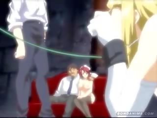 Hentaï l'anime vierge soubrette hardcore fessage